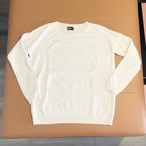 Dotti white quilted look oversized jumper/sweater. - Picture 2 of 5